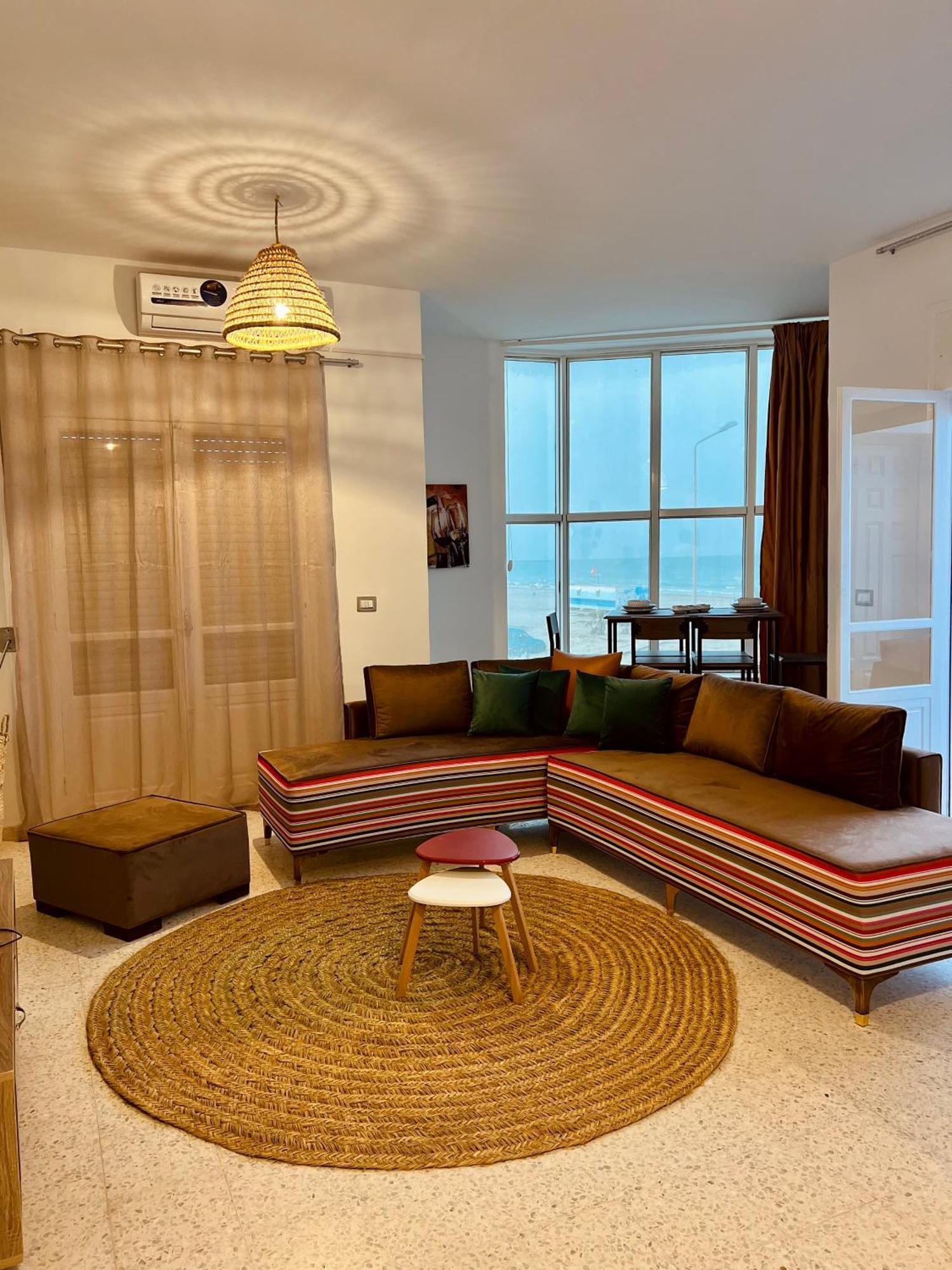 Appartement Vue De Mer Pied Dans L'Eau Gabès Exterior foto